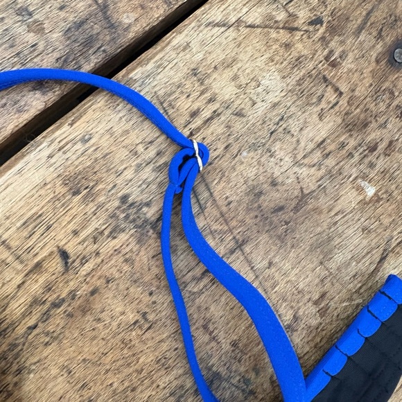 La Vie En Rose Blue and Yellow Bikini Top Swim - Picture 7 of 7